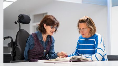 Todas las personas consultadas por PREDIF Castilla y León prefieren seguir viviendo en su domicilio con los apoyos necesarios