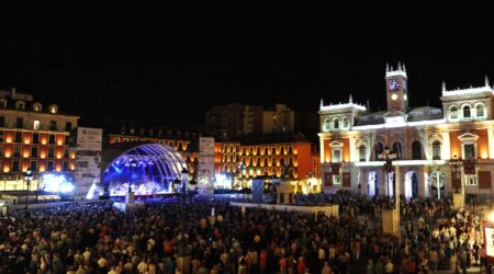 Valladolid habilita el balcón del Ayuntamiento como espacio accesible durante las Fiestas de San Lorenzo 2025