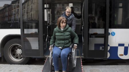 Un centenar de personas han sido atendidas por PREDIF CyL gracias al 0,7 % de la declaración de la renta