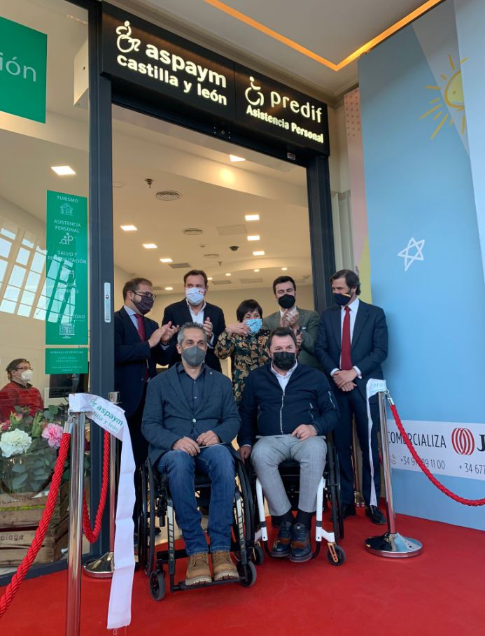 ASPAYM y PREDIF inauguran un nuevo Punto de Información en Vallsur